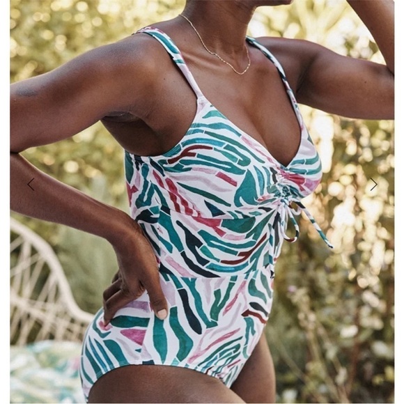 Summersault The Cinched One-Piece - Picture 2 of 6